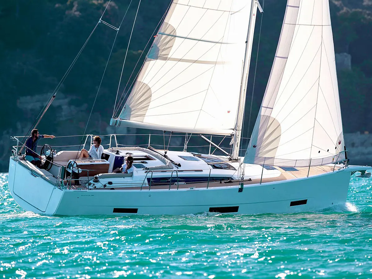 Dufour 390 (3 WC)