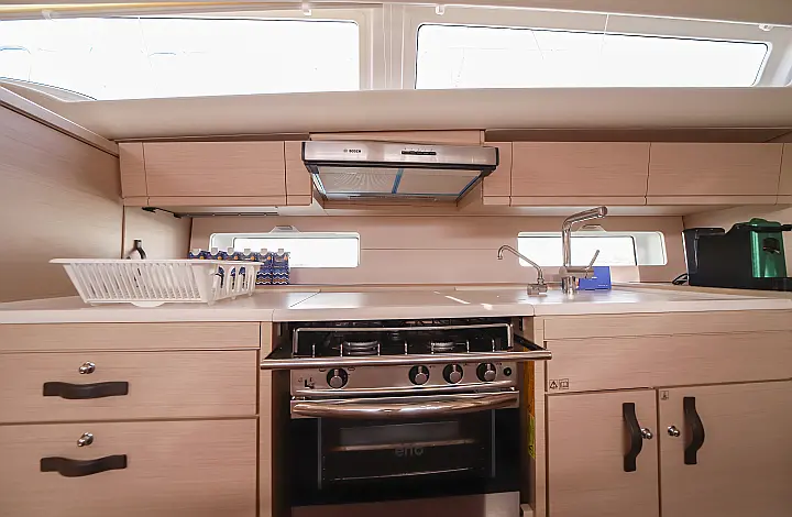 Jeanneau 54 - 4cab - 