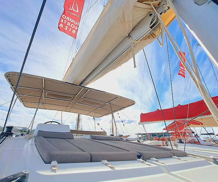 LAGOON 450 - 