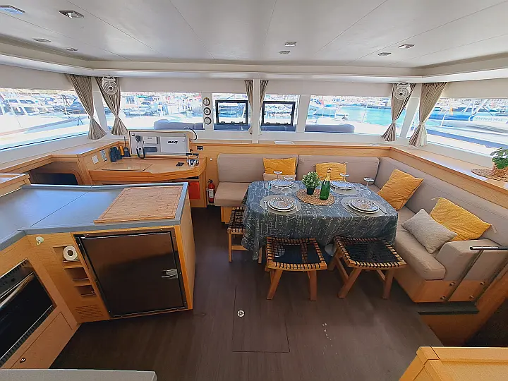 LAGOON 450 - 