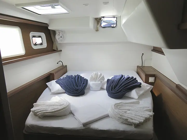 Lagoon 450F - Lupin  - External image