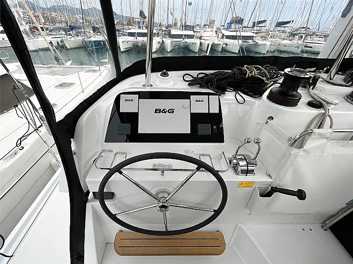 Lagoon 42 - 