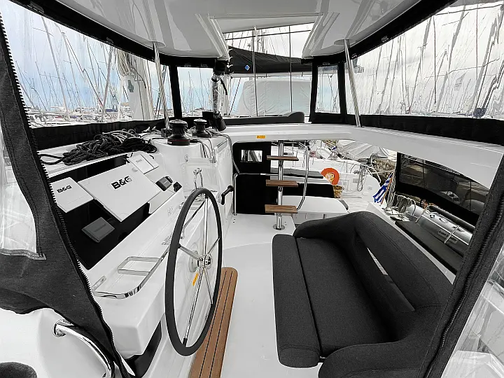 Lagoon 42 - 