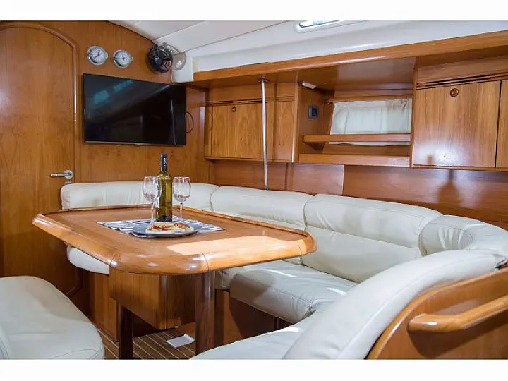 Sun Odyssey 45 - Elpida  - External image