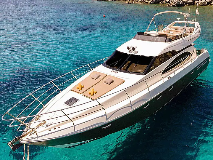 Azimut 58 - Azimut  - External image