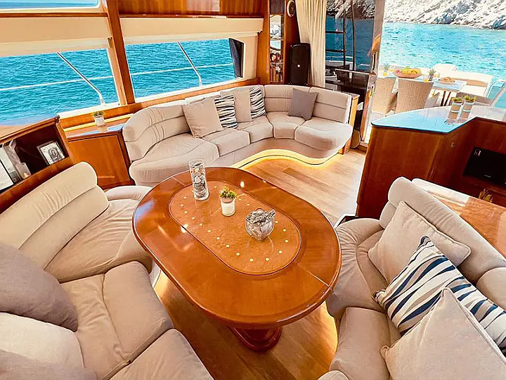 Azimut 58 - Azimut  - External image