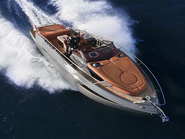 Cranchi E30 Endurance - Aurora  - External image