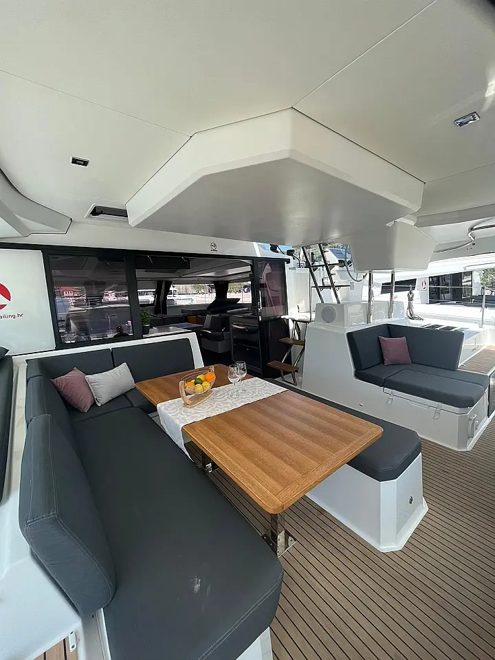 Elba 45 Owner Version - 