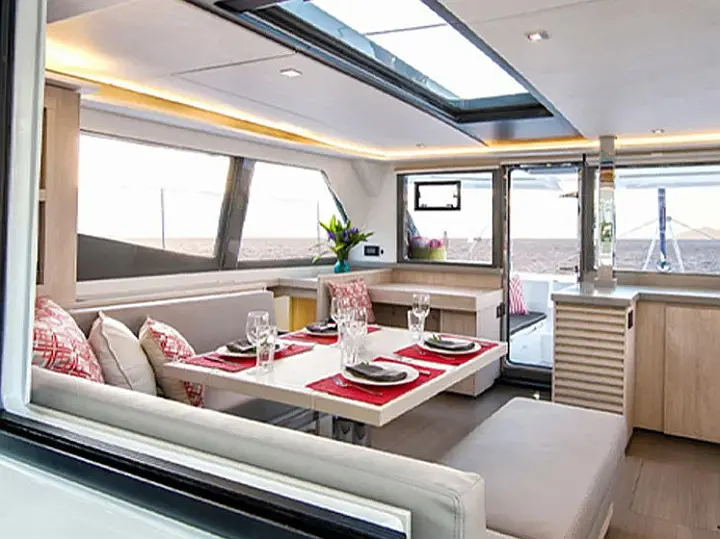 Sunsail 454L -   - External image