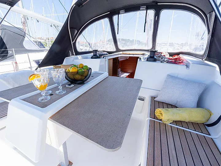 Dufour 382 Grand Large - 