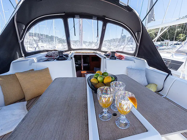 Dufour 382 Grand Large - 