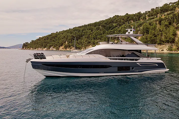 Azimut 78 Fly - 