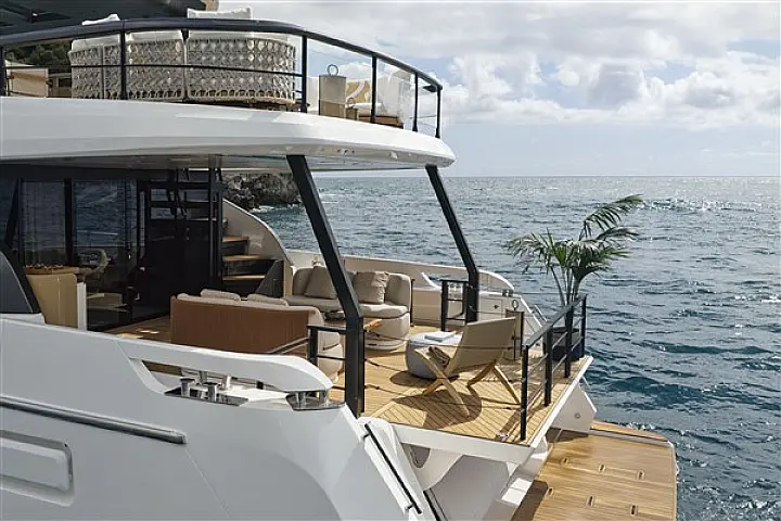 Azimut 82 Fly - 