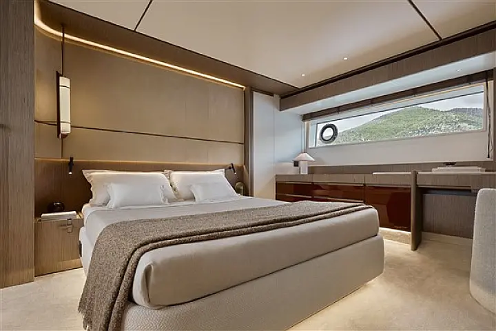 Azimut 82 Fly - 
