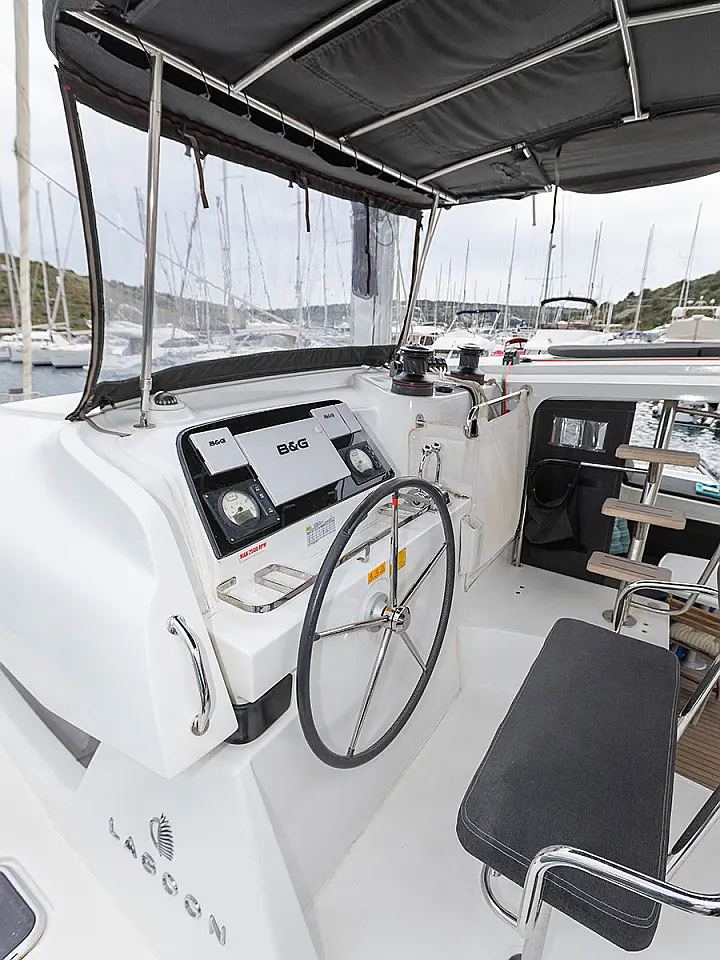 Lagoon 42 - 