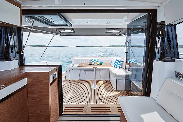 Jeanneau NC 37 - 