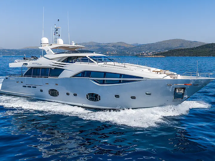 Motoryacht P - Morning Star  - External image