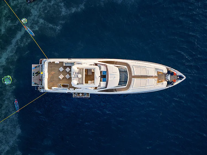 Motoryacht P - Morning Star  - External image