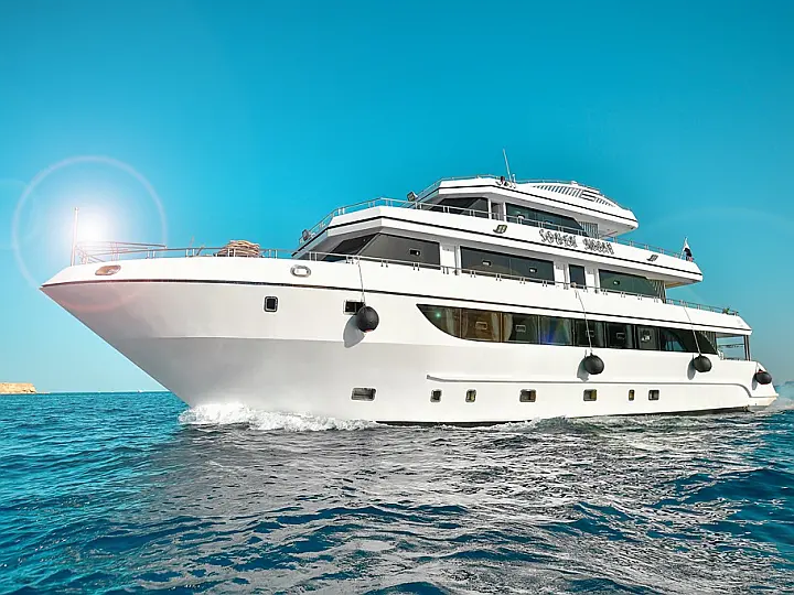 Custom Built 333 - Twin bed cabin lower deck 2  - External image