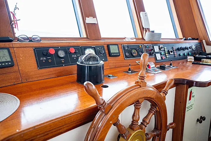 Luxury Motor Yacht - 